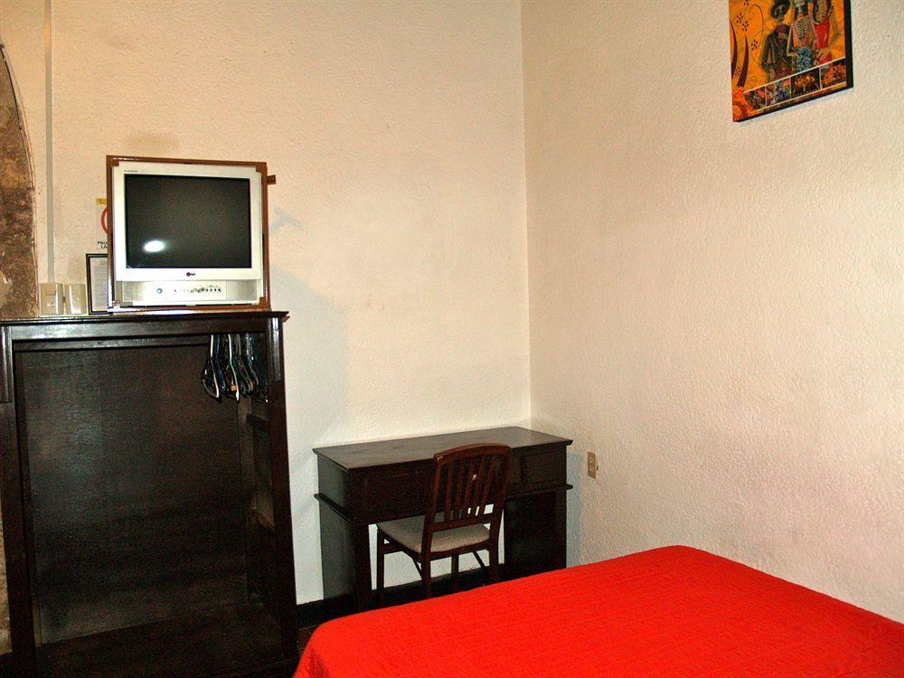 מורליה Hotel Colonial מראה חיצוני תמונה